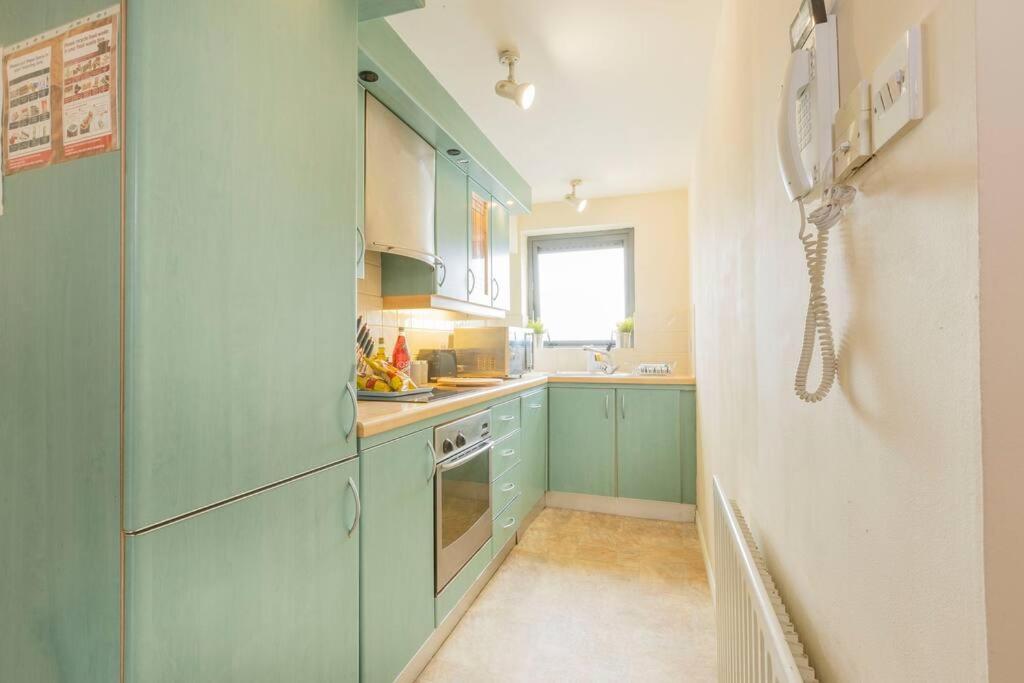 Stunning Views And City Side-Belfast City-2 Bedroom-5 Guests-Wifi & Parking Ngoại thất bức ảnh